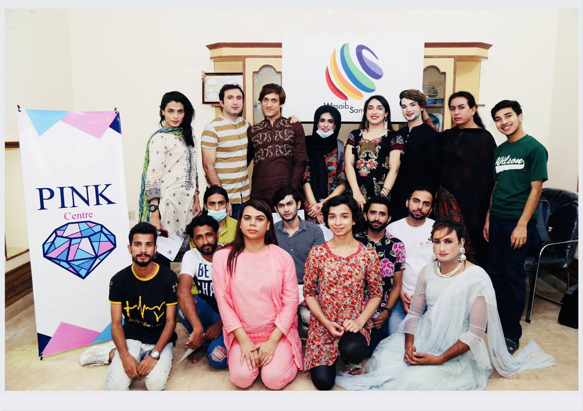 Group Photo !! 🌀

Multan Transgender Entrepreneurs Cohort 🏳️‍⚧️

#EconomicJustice