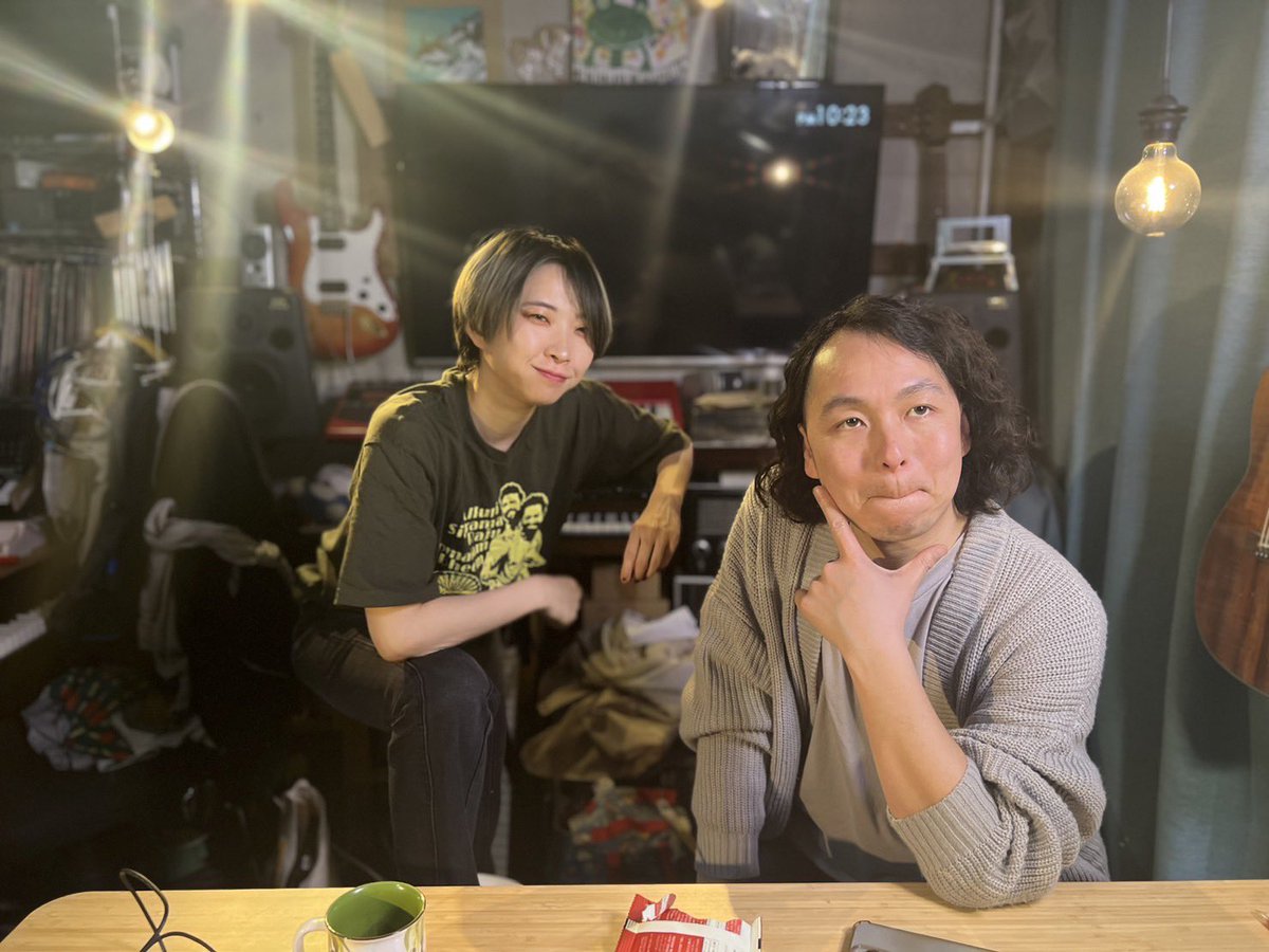 toitoitoi_jp's tweet photo. ☔️6月生配信ライブ☔️

▷6/20(火)21:00よりYouTube生配信
「 #toitoitoiステーション 」

🎥 https://t.co/WTygqZTtoX

どなたでもYouTubeで《無料》視聴可能。
スパチャやコメント等で是非ご参加下さい。

#toitoitoi 
#YouTube生配信

👇toitoitoiへの質問受付中
ツリーより送付方法確認下さい。 https://t.co/auNWI2UgFg