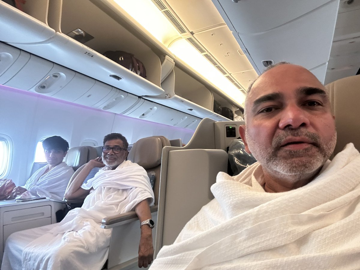 HyderAzam's tweet photo. Alhum du Lillah leaving for Saudi Arabia on Deputation for Haj Duty to serve Indian Pilgrims from Ministry of Minorities Affairs Govt of India  will ensure to take care of all Pilgrims during Haj Season 2023 ! https://t.co/B1ghotjxnD