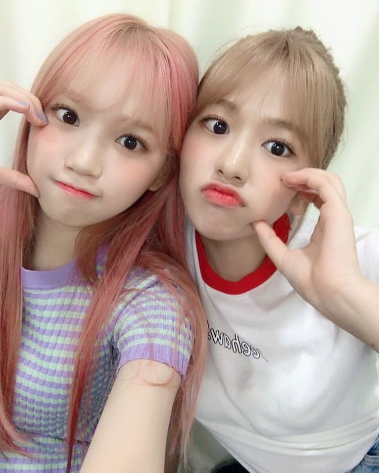 I Respect Yunjin. tweet media