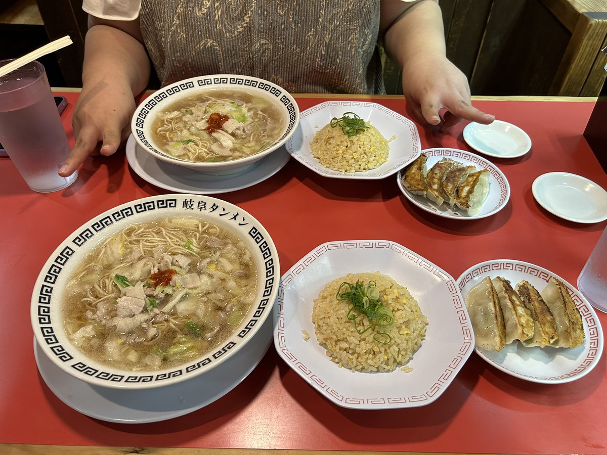 tnnma828's tweet photo. 今日は彼女とジム置きしてドライブがてら岐阜タンメン食べてきた〜🫶🏻✨
初めての岐阜タンメン美味しかったです！#岐阜タンメン https://t.co/oT8EkoUU2Y
