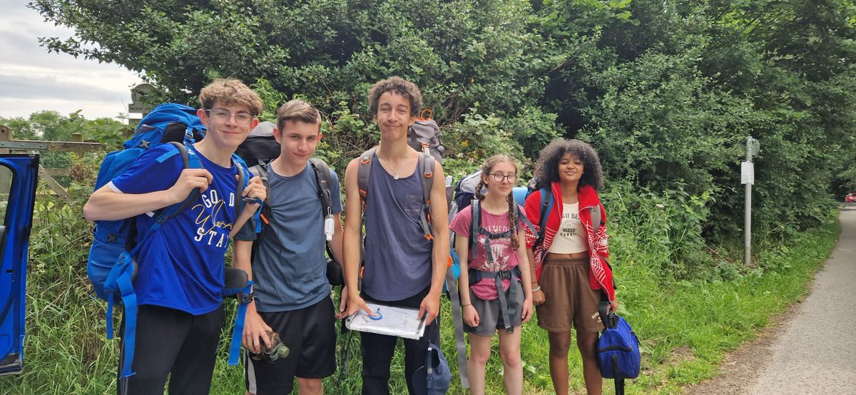 LyndonDofE tweet media