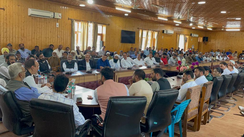 Today chaired office bearers meeting in Baramulla where we held a detailed discussion to strengthen the party cadre and reach out to people specially the poor and needy. All my office bearers would intensify their campaign and ensure more and more people are joining party fold to