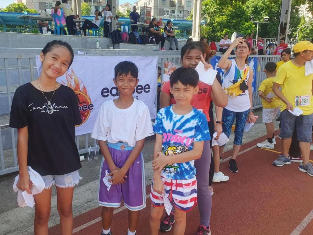 bsapasig's tweet photo. LOOK: Kap. Thomas Raymond Lising and constituents of @bsapasig support OES FUN RUN. ππ»ββοΈππ»ππ»ββοΈ The fundraising event organized by Oranbo Elementary School is held at PhilSports Complex (aka Ultra). β
#OESFunRun #BSAxOES #BSACollabs https://t.co/ejjxwI5mnI