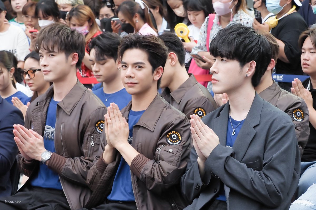 รอชมนะค้าบ 3 หนุ่ม ✌️✌️
#บวงสรวงลางสังหรณ์
#bbil1ypn #babiibabe #hengpnp