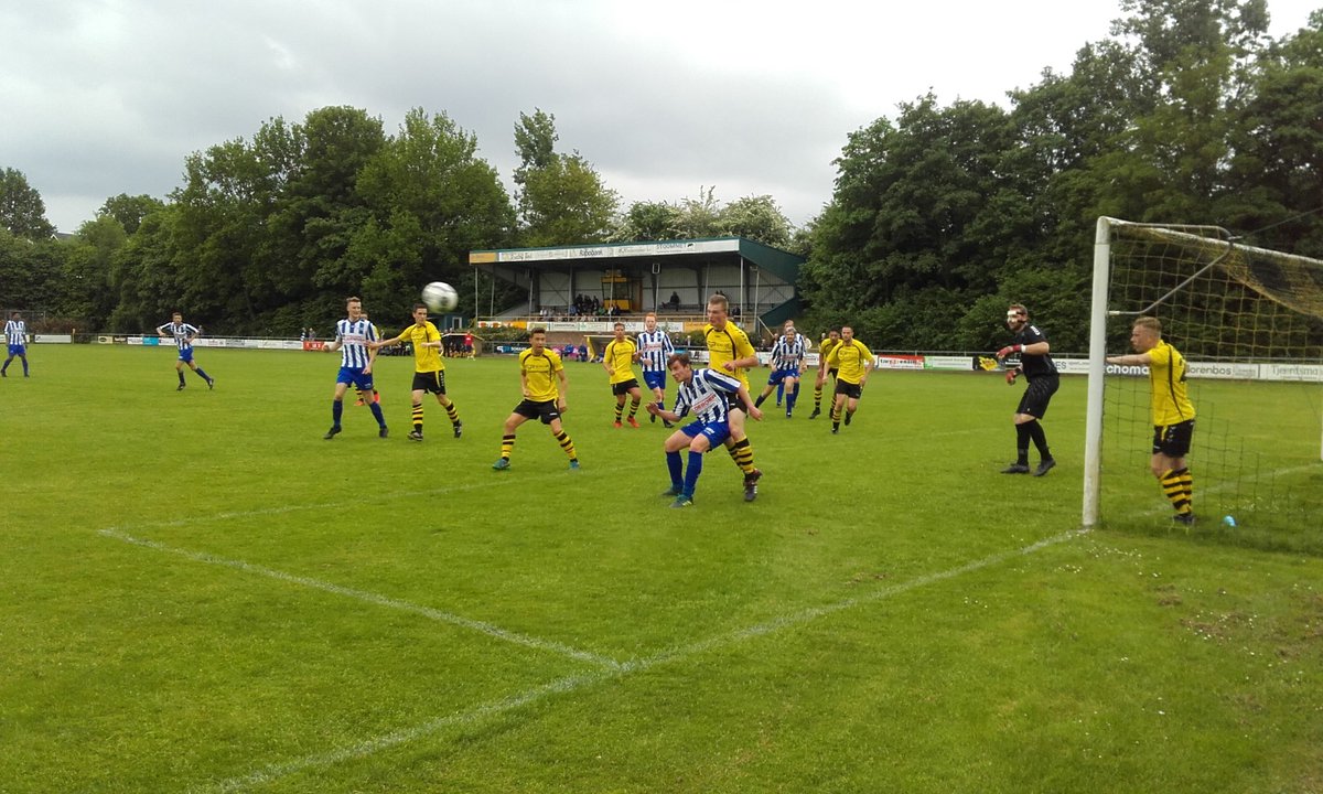 Finale | Vanmiddag aanvang 14.00 uur strijden USV en <a href="/vvWeerdinge/">vvWeerdinge</a> op het sportpark van <a href="/SVHODO/">SV HODO</a> om een plaatsje in de 3e klasse. bit.ly/3CAnyEk