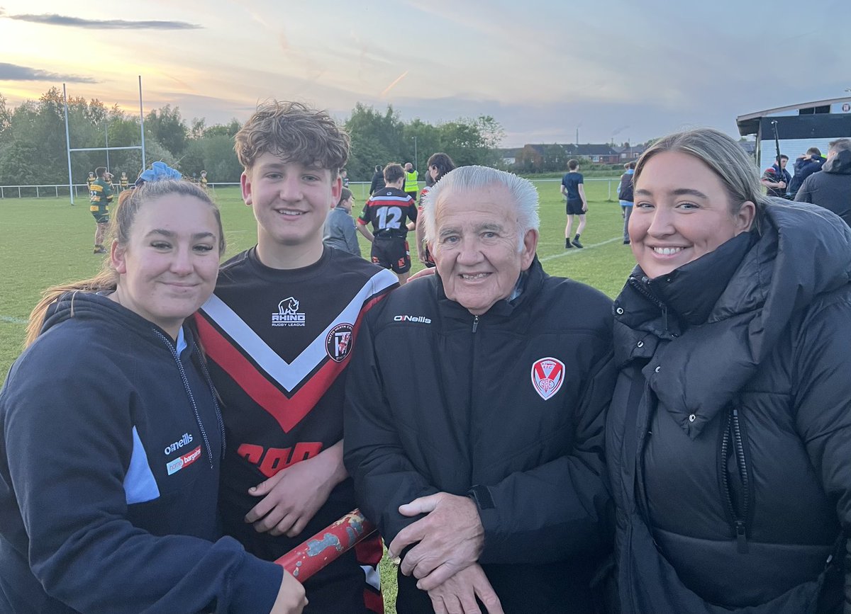 Happy Fathers Day ,Best Dad & Grandad #uptheheath #Coys 🏉❤️⁦@StottDarcy⁩ ⁦@GeorgiaStott__⁩ Mason x