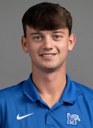 Having opened with rounds of 67-69 at <a href="/gaileslinks/">Glasgow Gailes</a> for -6 total, James Morgan ⬇️ leads by four shots from Thomas Simmonds and Andrew Campbell heading into closing two rounds of Tennant Cup at <a href="/GlasgowGolfClub/">Glasgow Golf Club</a>'s Killermont 

<a href="/ScotsmanSport/">Scotsman Sport</a> 
<a href="/ScotsmanSport/">Scotsman Sport</a>