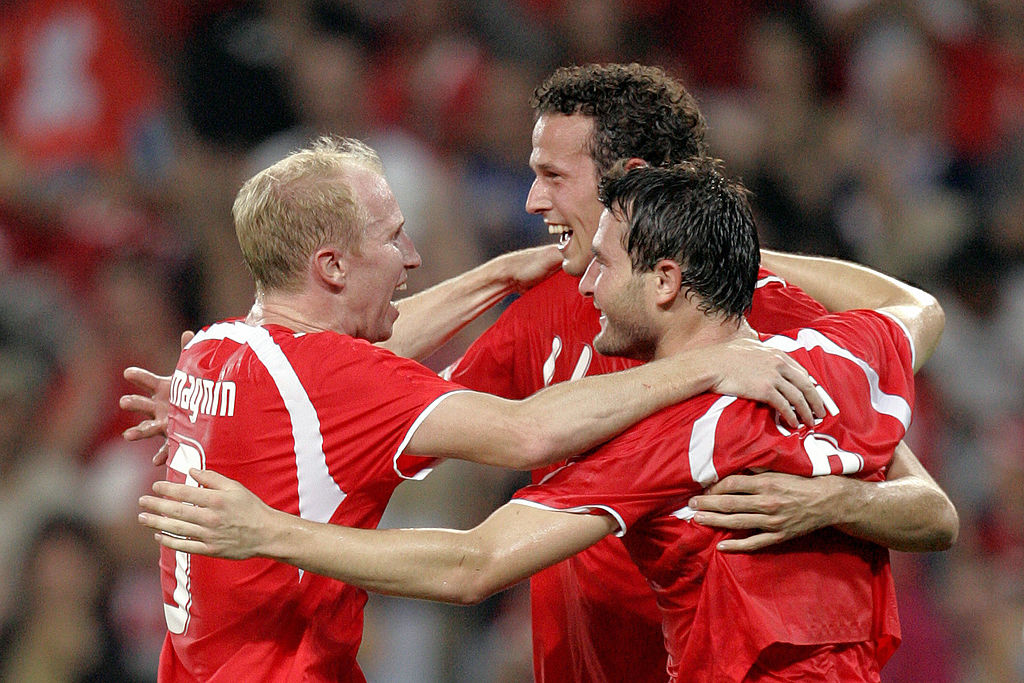 UEFAcom_de's tweet photo. 4️⃣2️⃣ - Happy Birthday, Marco #Streller 🎂🎉🎁🍀🇨🇭 https://t.co/EjYssi3pjk