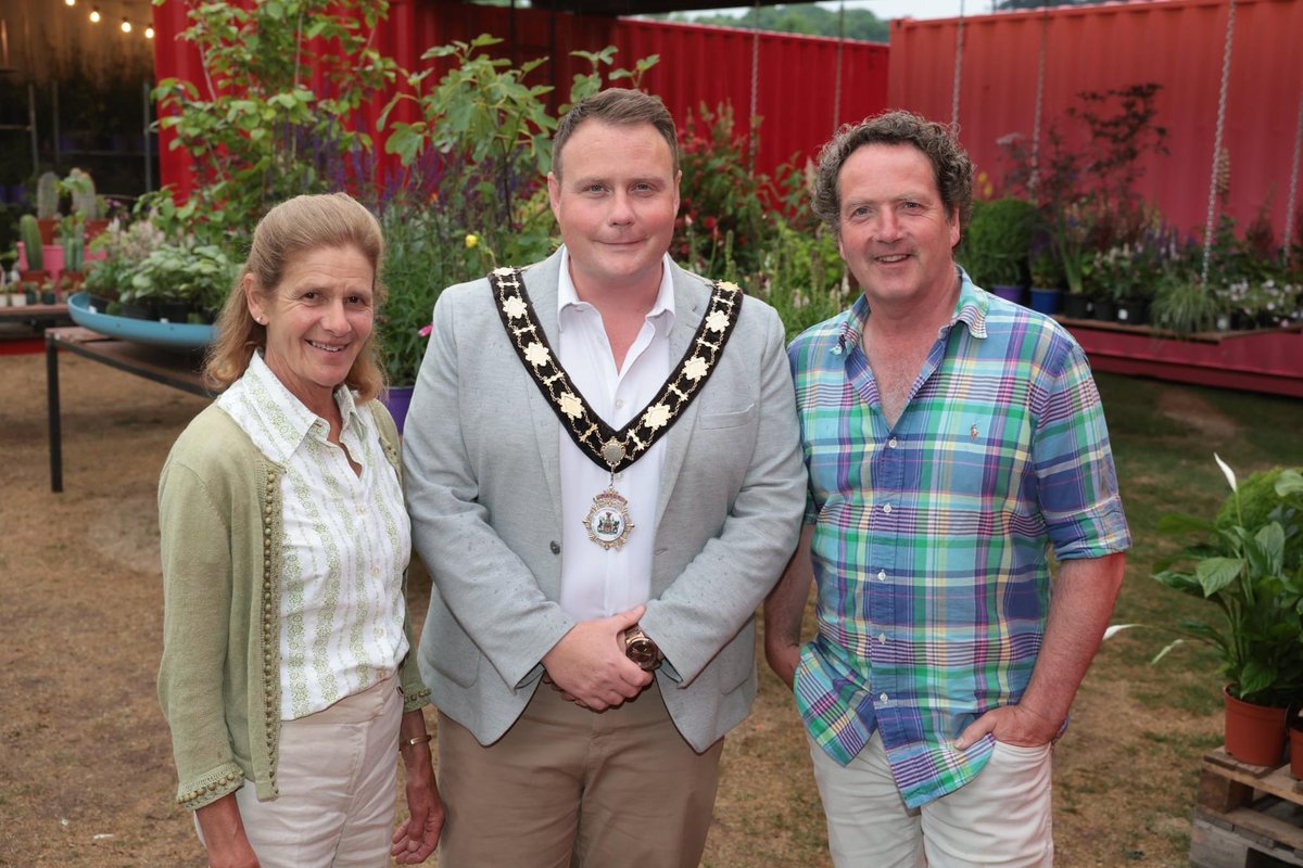 ALieutenancy's tweet photo. On Friday, Mr Freddie Hall, OBE, QGM, DL, represented the #AntrimLieutenancy ☘️ at @ANBorough’s @GardenShowIRL event at Antrim Castle Garden. 

📸 with James Perry, MBE, DL, Mayor of #ANBC Mark Cooper, BEM, and @mukeshji147, MBE, DL, of @BLieutenancy #CountyAntrim #GardenShow #DL https://t.co/5ZGtWxA2pG