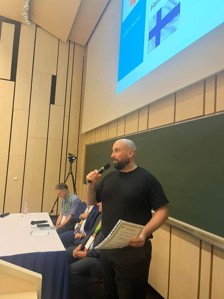 Hannes Frederik Bode (@hannesbode) on Twitter photo Proud recipient of the award for the best student paper/presentation at the <a href="/Twins_Congress/">twins_congress</a> 2023.
I presented our work, that shows that environmental #breastcancer risk leaves specific epigenetic marks on the DNA years prior to breast cancer diagnosis.
<a href="/CANCERPREV1/">CANCERPREV</a> 
<a href="/FIMM_UH/">FIMM HelsinkiUni</a> Proud recipient of the award for the best student paper/presentation at the <a href="/Twins_Congress/">twins_congress</a> 2023.
I presented our work, that shows that environmental #breastcancer risk leaves specific epigenetic marks on the DNA years prior to breast cancer diagnosis.
<a href="/CANCERPREV1/">CANCERPREV</a> 
<a href="/FIMM_UH/">FIMM HelsinkiUni</a>