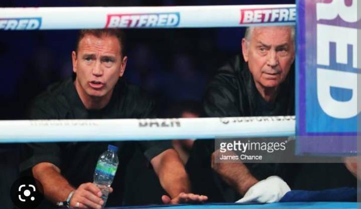 MarkTibbsBoxing's tweet image. Happy Father’s Day dad💙
#SolidAsARock