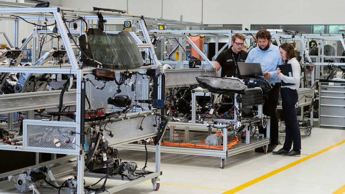 Check out my latest article: Nine Ideas for Net Zero. Small steps to help small businesses #SMEs start their #netzero project. #sustainablefuture #sustainablesupplychain linkedin.com/pulse/nine-ide… via <a href="/LinkedIn/">LinkedIn</a>