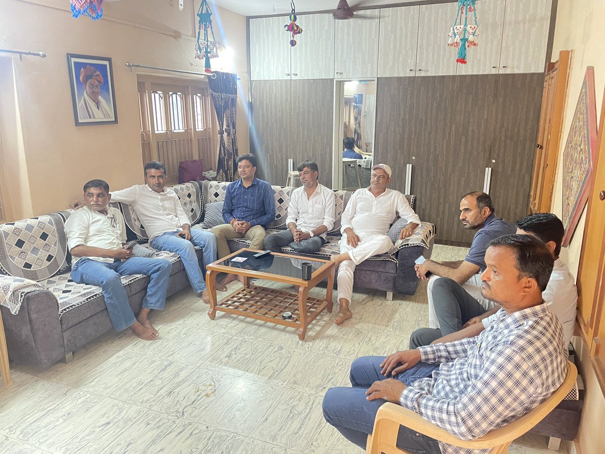 navdeepdodia's tweet photo. દેશના જનપ્રિય પ્રધાનમંત્રી માન.શ્રી@narendramodi સાહેબનો ‘મન કી બાત’ કાયઁક્રમ આજ રોજ મારા વતન @કોચાડા ખાતે નિહાળ્યો..#MannKiBaat 
@BJP4Gujarat @AmitShah @Bhupendrapbjp @CRPaatil @pradipsinhbjp @ChaudhryShankar @HarshadGiriBJP https://t.co/c1aunBXagH