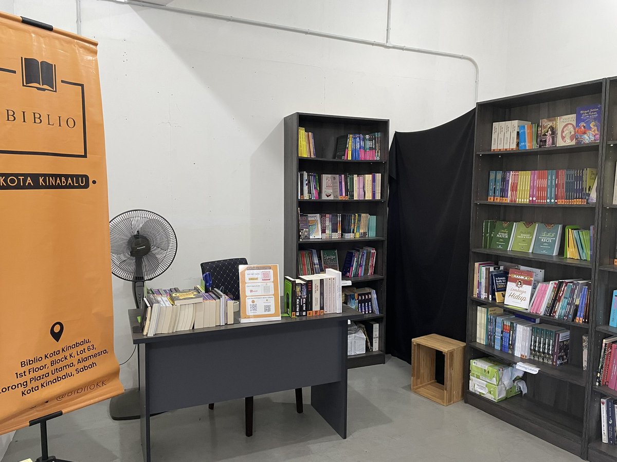 BiblioKK's tweet photo. We're back! 🎉

Kami sekarang tengah dalam proses renovasi ruang buku di Ruang Tamu Ekosistem dan ruang lain untuk keselesaan pengunjung yang datang. 

Otw bikin kafe ni tau untuk para bukuwan kupi-kupi sambil tengok buku☕️

Jemput datang 😁 https://t.co/bMvfcH5uIs