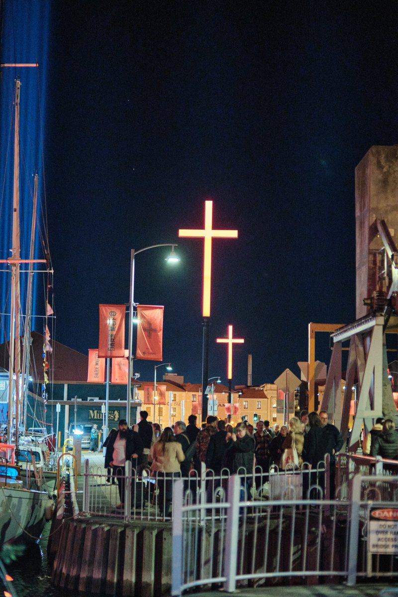 TheBestLoaf's tweet photo. Dark Mofo 2023 #darkmofo #darkmofo2023

📸 - @FujifilmX_AU X-E3 w/ XF 50mm F/1 R WR https://t.co/wx9G76qE0g