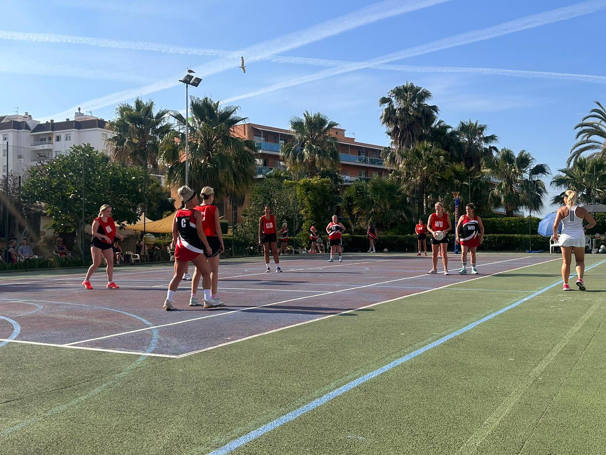 NetballSwp's tweet image. Day 2 of the tour. 

Daffo-fillies 4 V 7 Rebels 

Sow start for the ladies resulting in a loss for the Daffo-fillies 🌼 

#SWPNetball #Tour #LoretDeMar