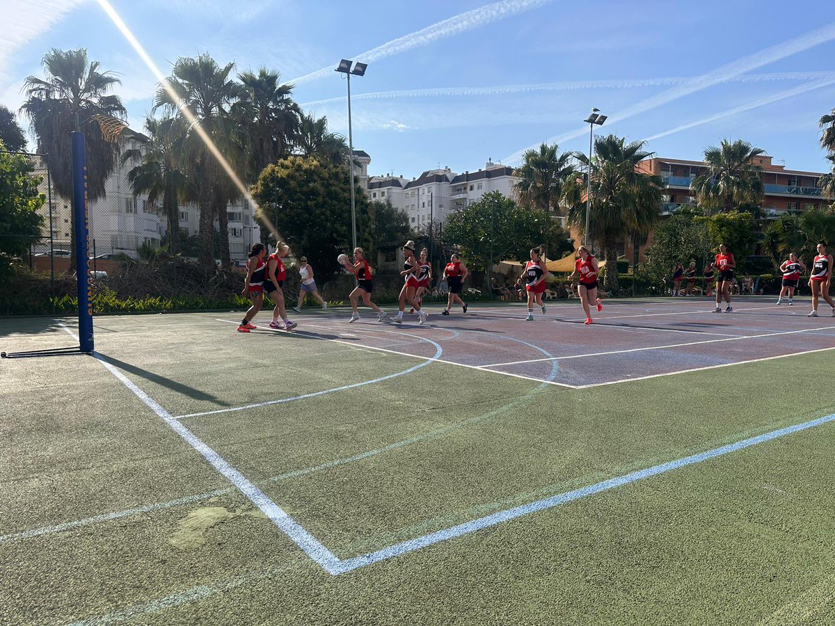 NetballSwp's tweet image. Day 2 of the tour. 

Daffo-fillies 4 V 7 Rebels 

Sow start for the ladies resulting in a loss for the Daffo-fillies 🌼 

#SWPNetball #Tour #LoretDeMar