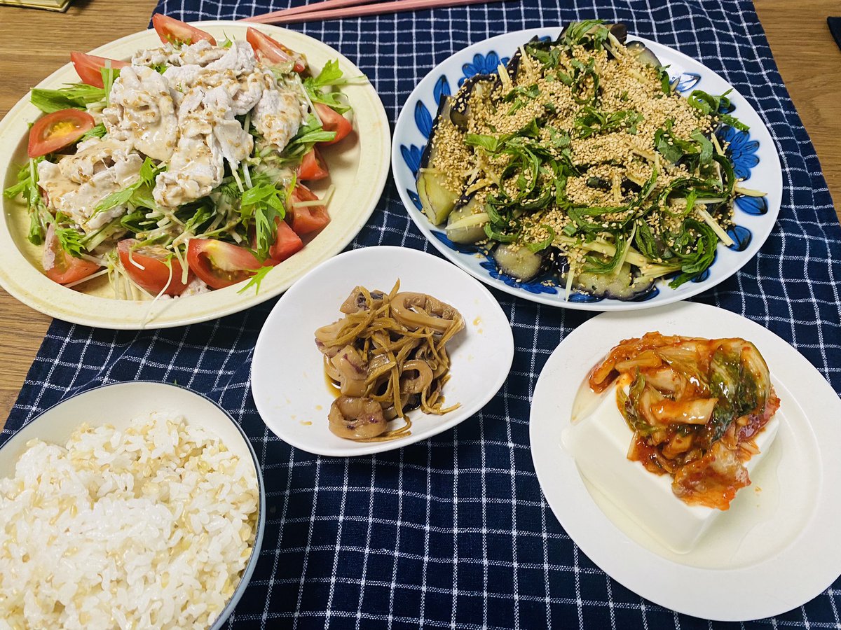 ひさびさに夜ご飯をアップ！あついので涼しげなメニュー。 https://t.co/W2rPxPPOfN