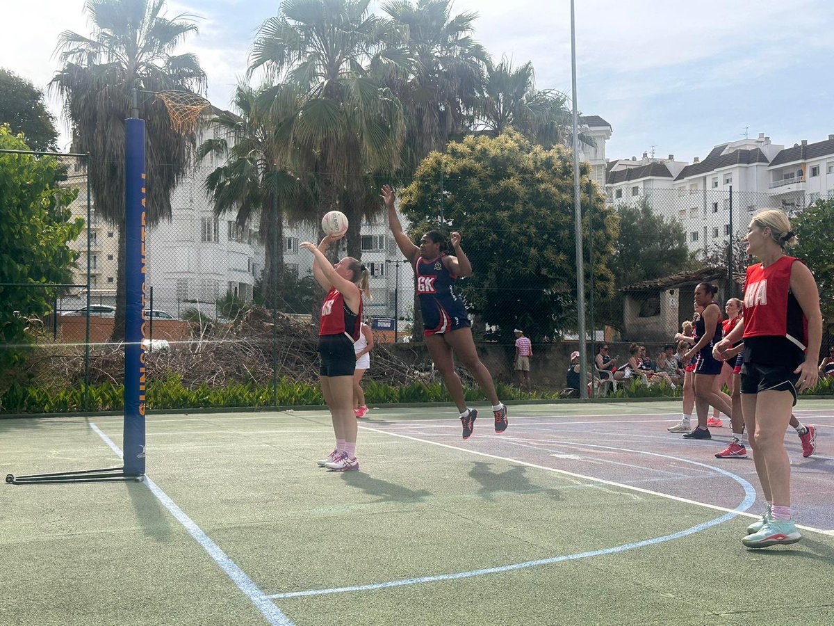 NetballSwp's tweet image. Game 2 ladies are back in the game. 
Win for the daffo-fillies 7-6 ACG WARRIORS

#LoretDeMar #swpnetball