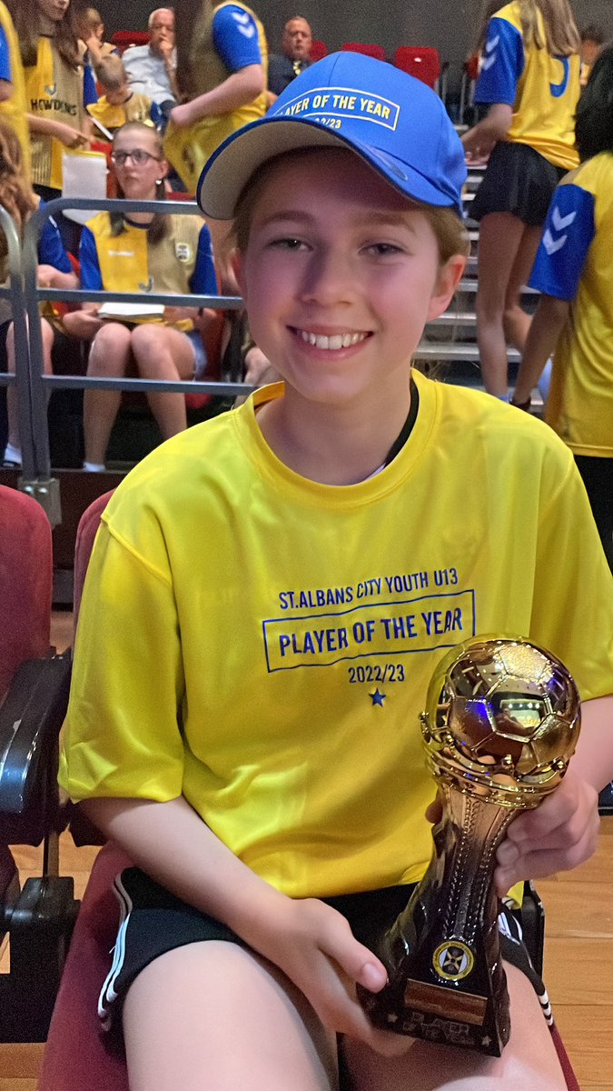 CJftballfutsal's tweet photo. Joint Players’ Player of the Season - Charlotte L and Jazzy M 🤩🤩
Congrats - well deserved to you both 🙌👏💛💙 @CityYouthFC #clubpresentation https://t.co/5WtBZq2OYg