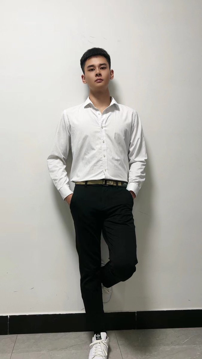 c21608's tweet photo. 大牌真实照片实拍 https://t.co/vooukFx3hV