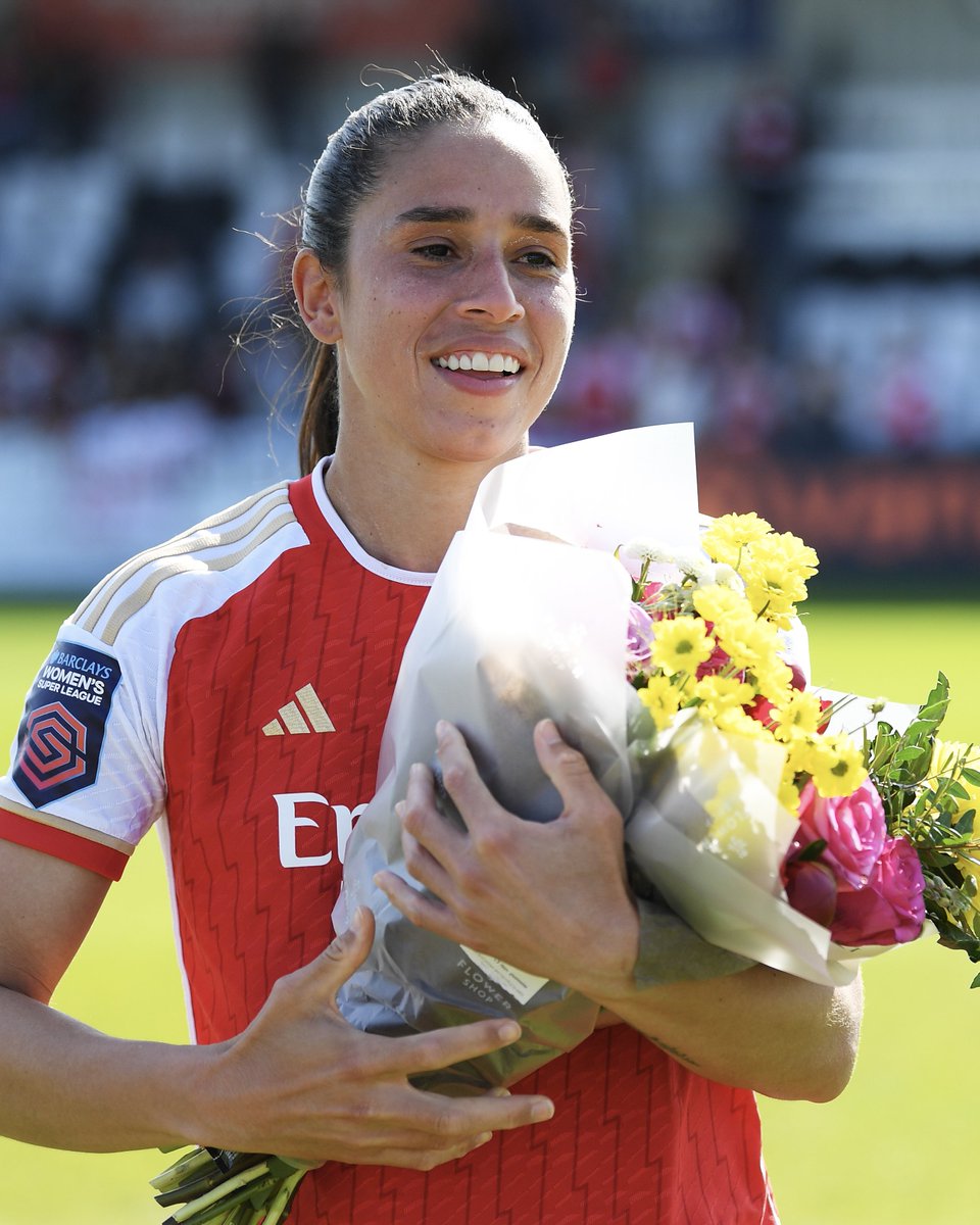 ArsenalWFC's tweet photo. Happy birthday, Rafa! ❤️

🎂 @Rafaelleleone https://t.co/Y7nCkzQ7gm