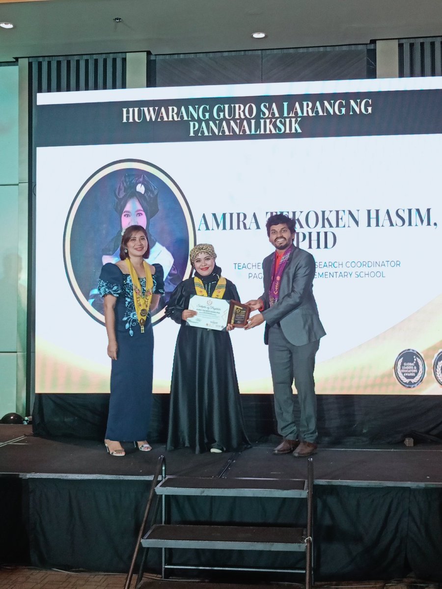 MisahAmy's tweet photo. Finally dis is it, dis is really is it..Thank you so much for this award Beyond Books Publication.."Huwarang Guro sa Larang ng Pananaliksik"..
Special thanks to @kaori_oinuma and #JeremiahLisbo for being an inspiration to me..finally I made it

#KaoMiah 🧡🧡🧡 https://t.co/RsuGnSZbMJ