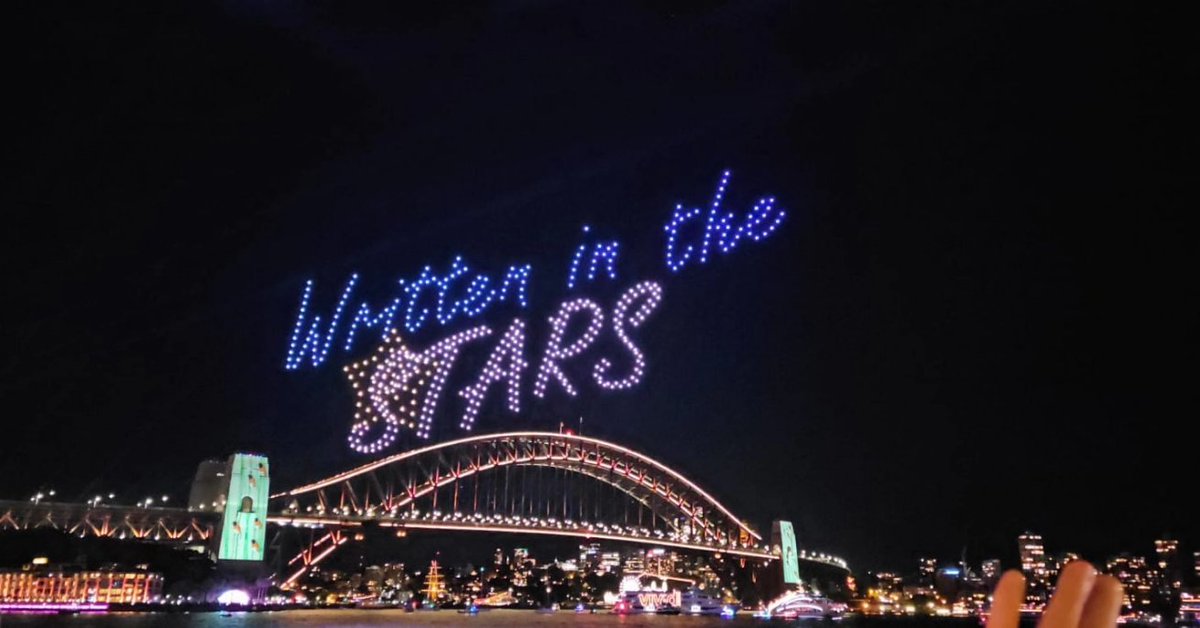 GaryLoke4Prmtta's tweet photo. Enjoyed the great drone show at #vividsydney last night.
Amazing @VividSydney!
Thanks @cityofsydney!
#vividSydney2023  #Sydney #LoveSydney https://t.co/7nPVvD9X3I