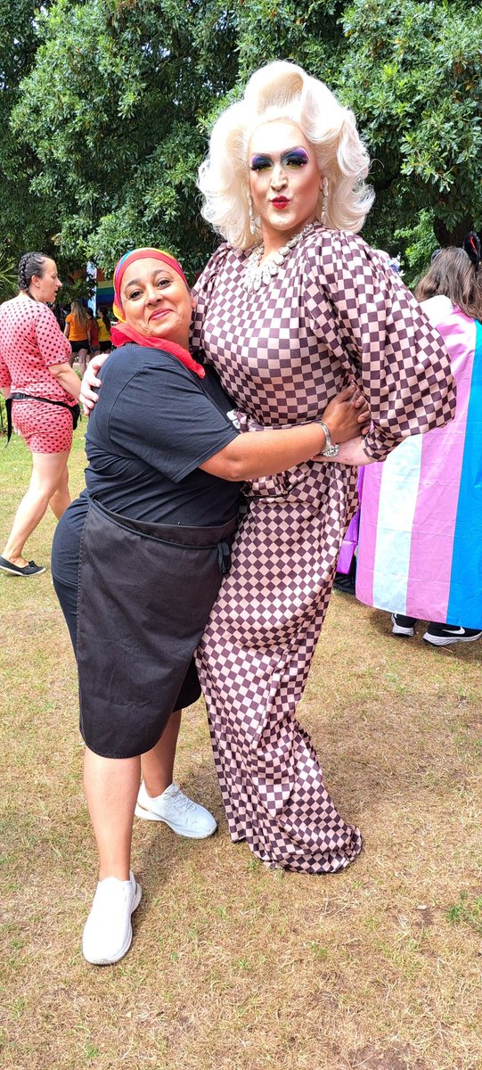 desijplymouth's tweet photo. What a fantastic #exmouthpride @radioexe @thealanquick @PlymouthChaz @Spacexecadet @AshleyJeary @exmouthjournal @ExmouthPol Well done to the organisers and volunteers. #RT https://t.co/88dNdYbexq