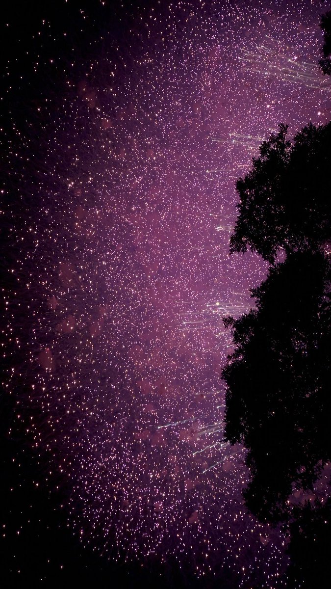 130613fate's tweet photo. All ARMYs lockscreen for the next few months https://t.co/mPVtWVWaUW