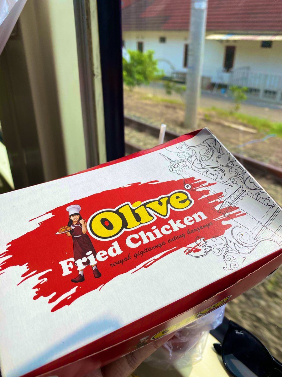 Universal crypto tweet media