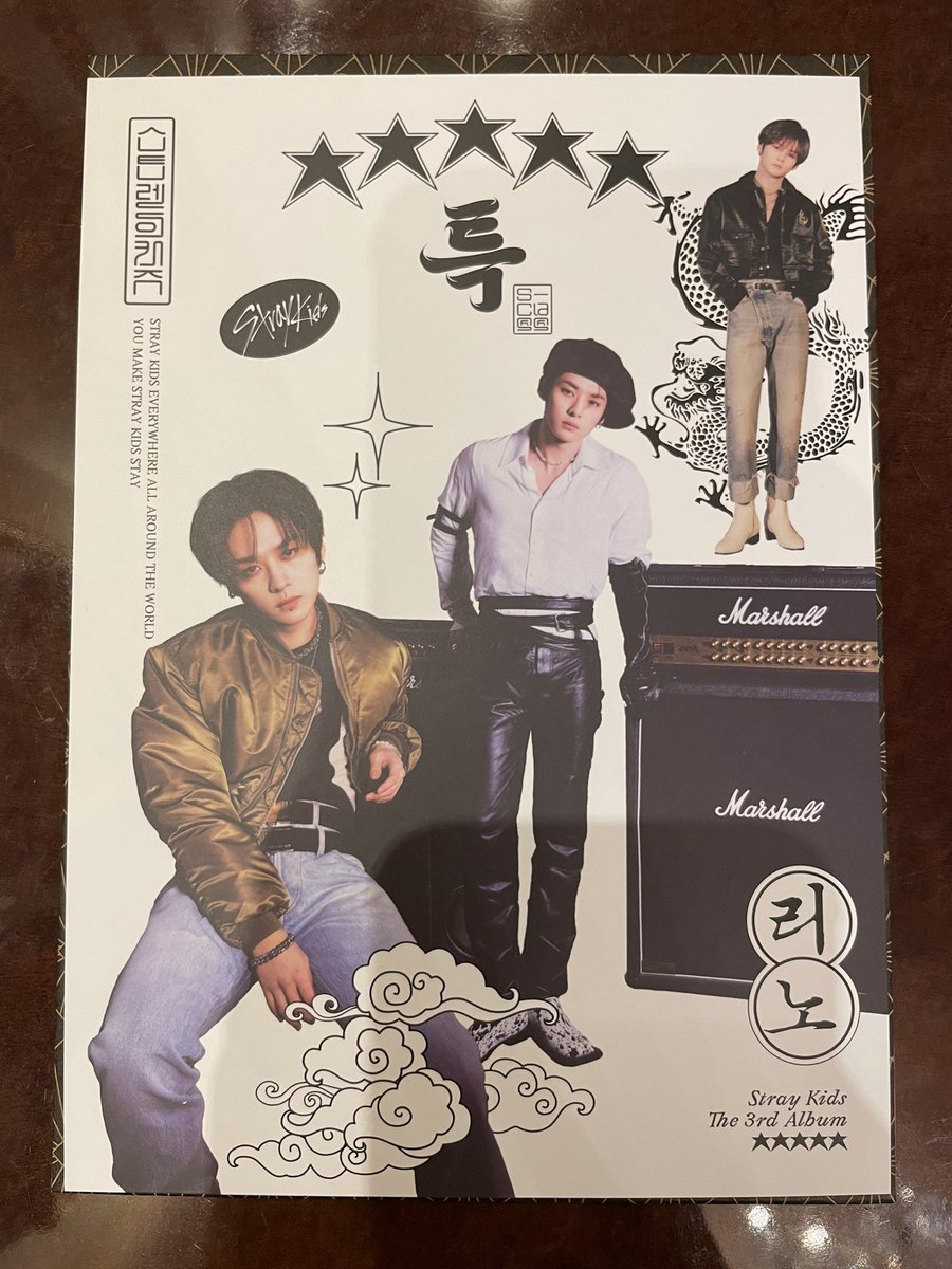 おトク】 希少 straykidsの方もお持ちです Valentino ブレスレット