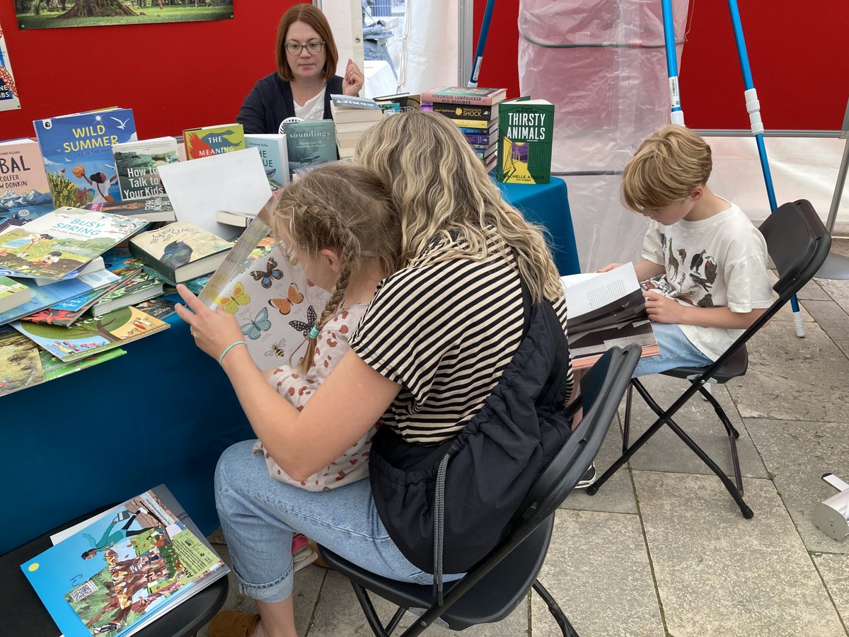 Some younger readers enjoying ⁦<a href="/climate_books/">Climate Change Book Club</a>⁩ ⁦<a href="/FestofNature/">Festival of Nature</a>⁩