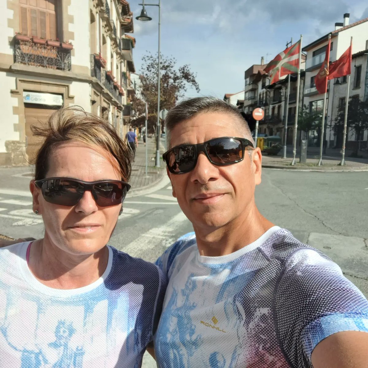 danisoriano70's tweet photo. Unos kms por Alsasua!!
9️⃣9️⃣2️⃣‼️‼️
#runeveryday
#correcat 
#day992
#metodosori 
#RonhillSpain 
#drinkingrunners #kmsxalimentos #nofunnorun 
#mrfree
#amibola 
#retodravet
#pieldemariposa https://t.co/mhdFO1MLev