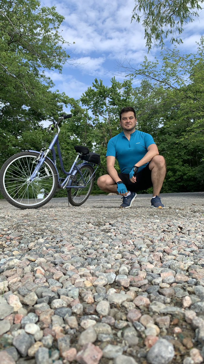 ernie_qs's tweet photo. 🚴🏼‍♂️Vélo du matin 
#Bike #Cycling #LoveCycling  #Cyclist #CyclingPics #Vélo #VéloDeRoute #Cycliste #VéloQuébec #GatineauVélo #VéloGatineau #Bicicleta #Bici #EnBici #Canada #Québec #Gatineau #Aylmer #LGBT #LGBTQI #GayCanada #GayQuebec #GayGatineau #GayMen #GayGuy #GayMenOver40 #Gay https://t.co/yNWaNGUXZI