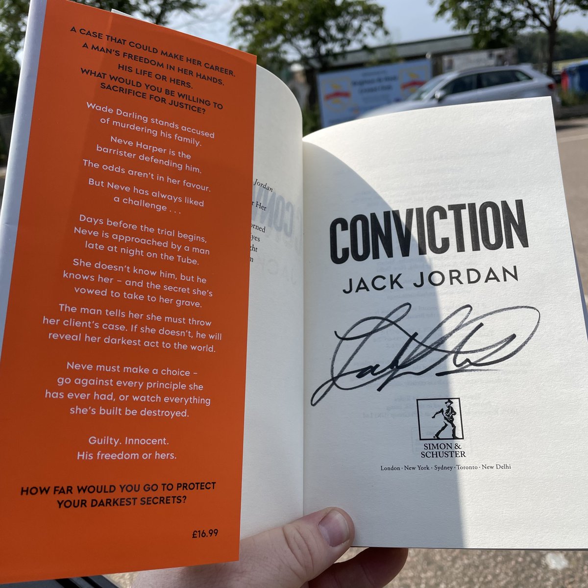 💥 FLASH #GIVEAWAY 💥

I have 1 signed copy of Jack Jordan’s AWESOME #CONVICTION to giveaway ahead of publication next week!

To enter: Follow me, RT & tag pals.

UK only, closes 23:59 Mon 19/06. Extra entries on via Instagram (link in bio 😊) Good luck! 🧡⚖️