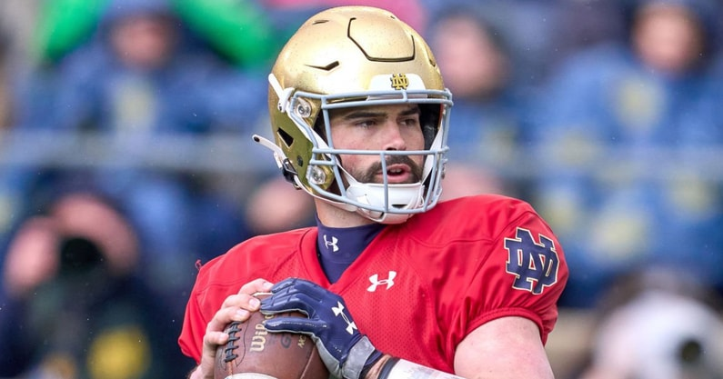 NCAA'da 2021 yılından beri Notre Dame QB'si Sam Hartman'ın 30+ yard pasları:

🟡42 tamamlanan pas
🟡24 TD pası