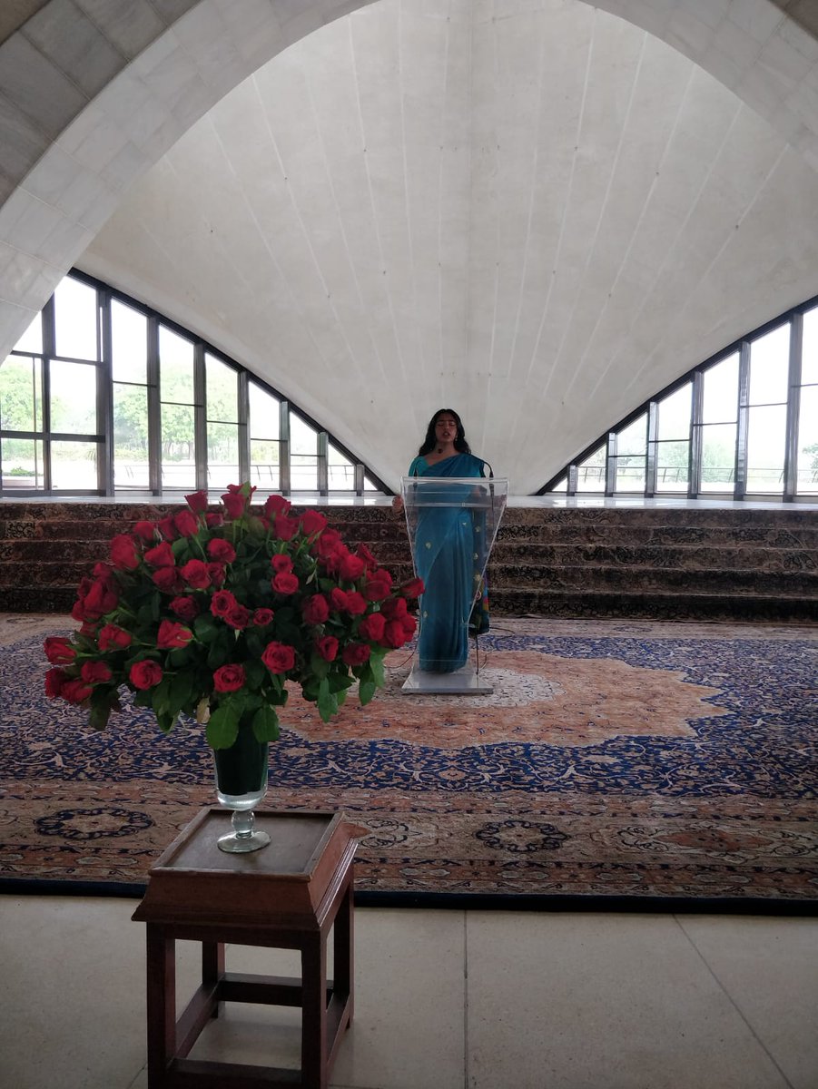 BahaiLotus's tweet photo. Today is 40th anniversary of execution of 10 Baha’i women in Iran, hanged for their belief in a faith that promotes gender equality, justice &amp; truthfulness.Baha'i community of Delhi came together to pray at #BahaiHouseofWorship, in remembrance of their sacrifice.
#OurStoryIsOne https://t.co/NQKjgPfHjZ