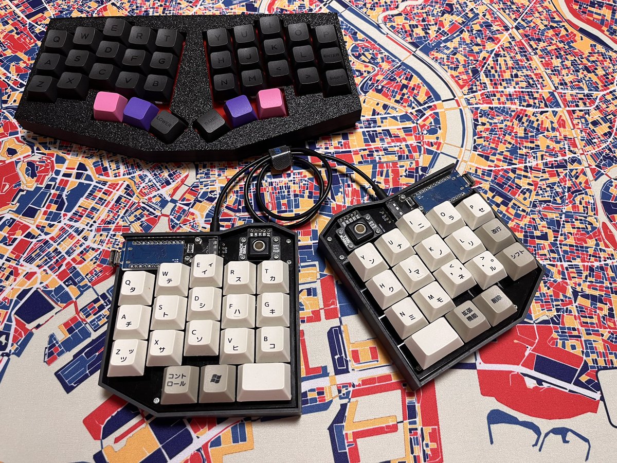 0002ozlet's tweet photo. Title:分割か、一体か。
Keyboard:cool536 & cool536lc
#KEEB_PD #KEEB_PD_R153 #自作キーボード #cool536 #cool536lc #俺キー https://t.co/XlrryytrXE