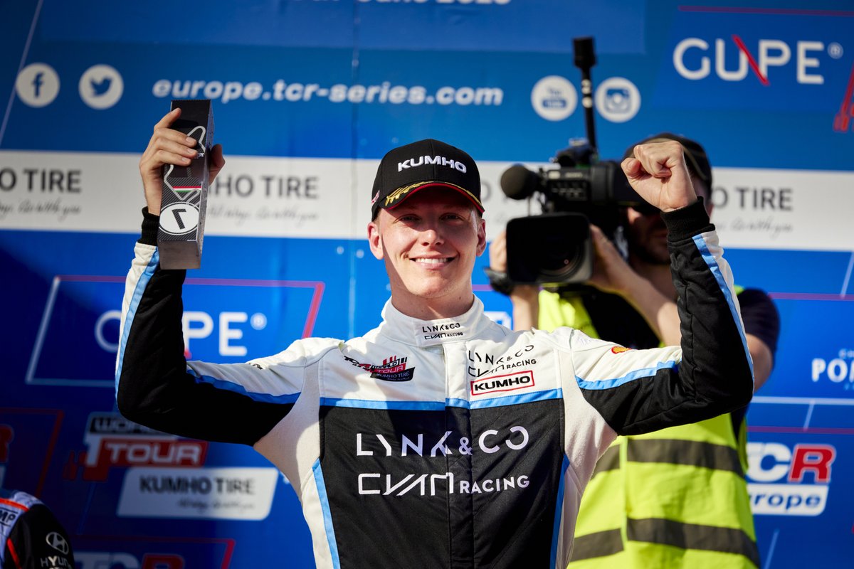 #LynkCo #CyanRacing has claimed the lead of the #TCRWorldTour drivers’ and teams’ standings 🏅 following a successful race weekend in Hungary 🏆, read all about it right here 👉 bit.ly/3pb0oRT