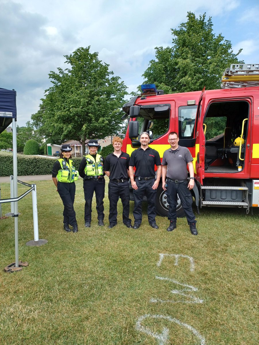 Great day speaking to the public at Sutton in Craven fun Day #northyorkshirepolice #skiptonfirestation #cravenpolice