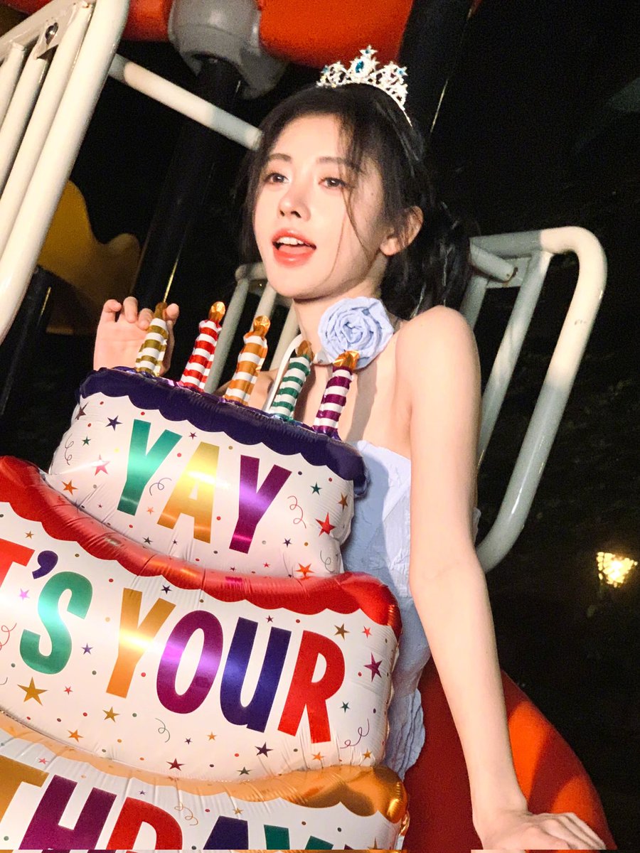 鞠妈的嘴穴真不错，今天可可爱爱甜甜的 https://t.co/eZxXE7UaKm