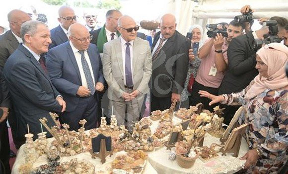 APS_Algerie's tweet photo. Salon international de l'#artisanat : #Didouche supervise l'ouverture de la 24e édition
🔗https://t.co/GDaLMApQhf https://t.co/8O8R4a1VTV
