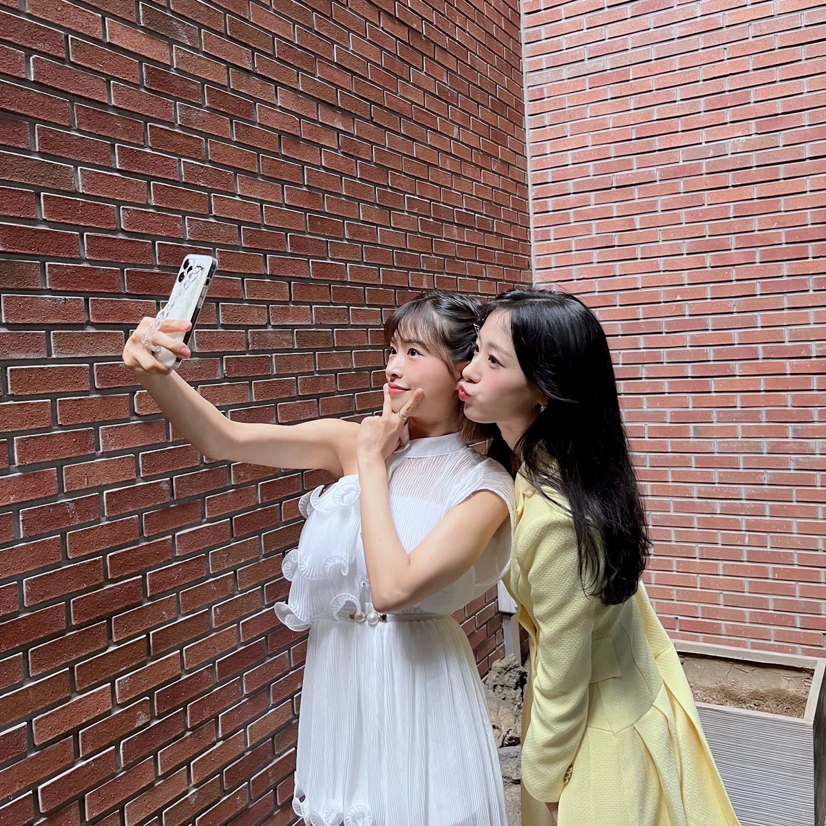 <a href="/chaeni_1108/">Kim Chae won</a> 🤍💛