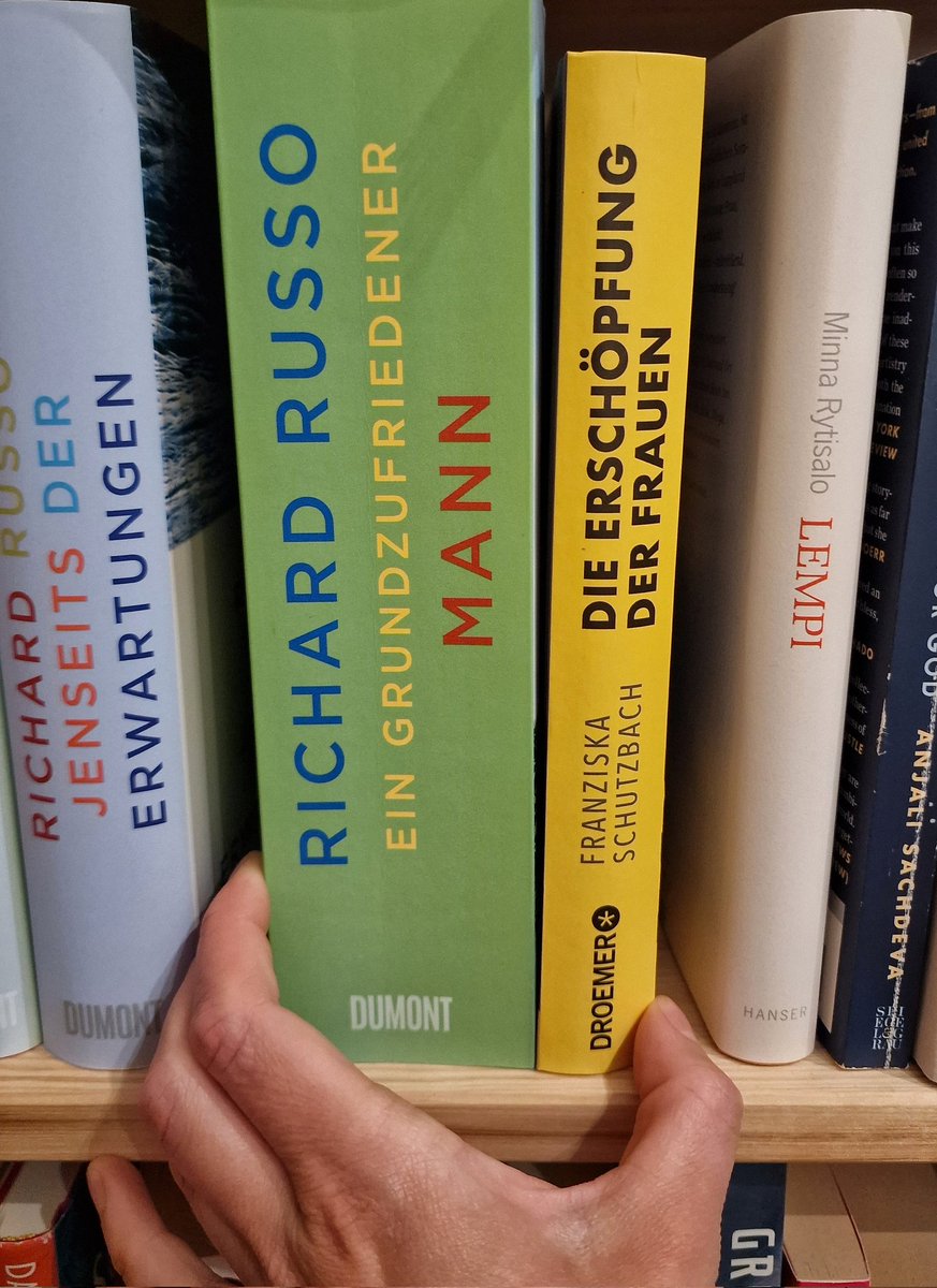 Besteht da ein Zusammenhang? 
#richardrusso #franziskaschutzbach #dieErschöpfungDerFrau  #EinGrundzufriedenerMann