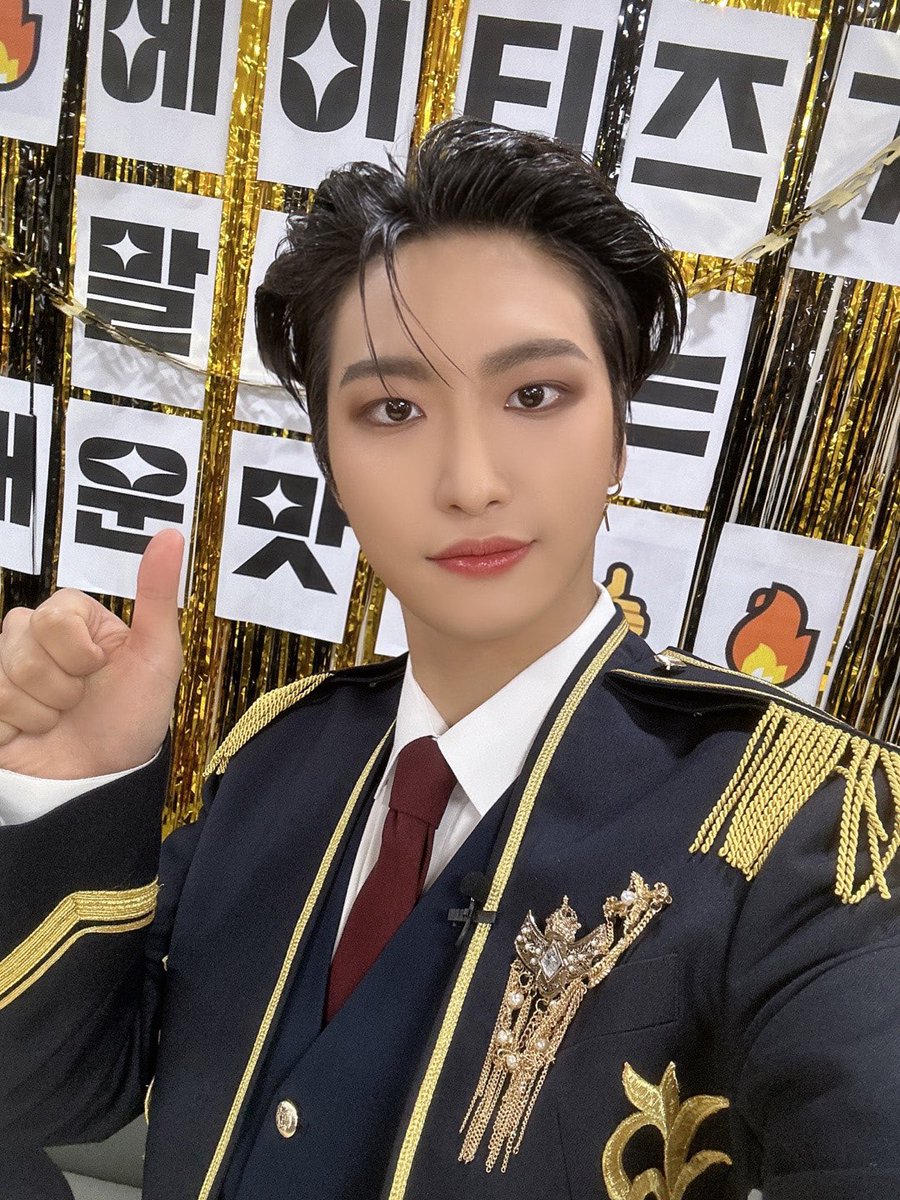 ATEEZofficial's tweet photo. [#성화] 함께해 줄 운명을 믿고 있어❤‍🔥
#ATEEZ #에이티즈 https://t.co/j6SGNip8ys