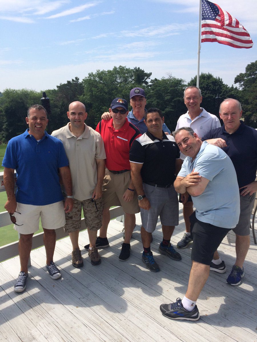 JakeDay1992's tweet photo. Mr. @Jeremy_Roenick!
These cats have been getting together for the last 31 years on the Friday closest to the summer solstice &amp; our 32nd will begin at #PembrokeCountryClub on Friday 6/23/23. Join us for what we call #JakeDay! #Jake32! 1st tee time 10:20am✌️❤️🥃 https://t.co/vigWxPawgM