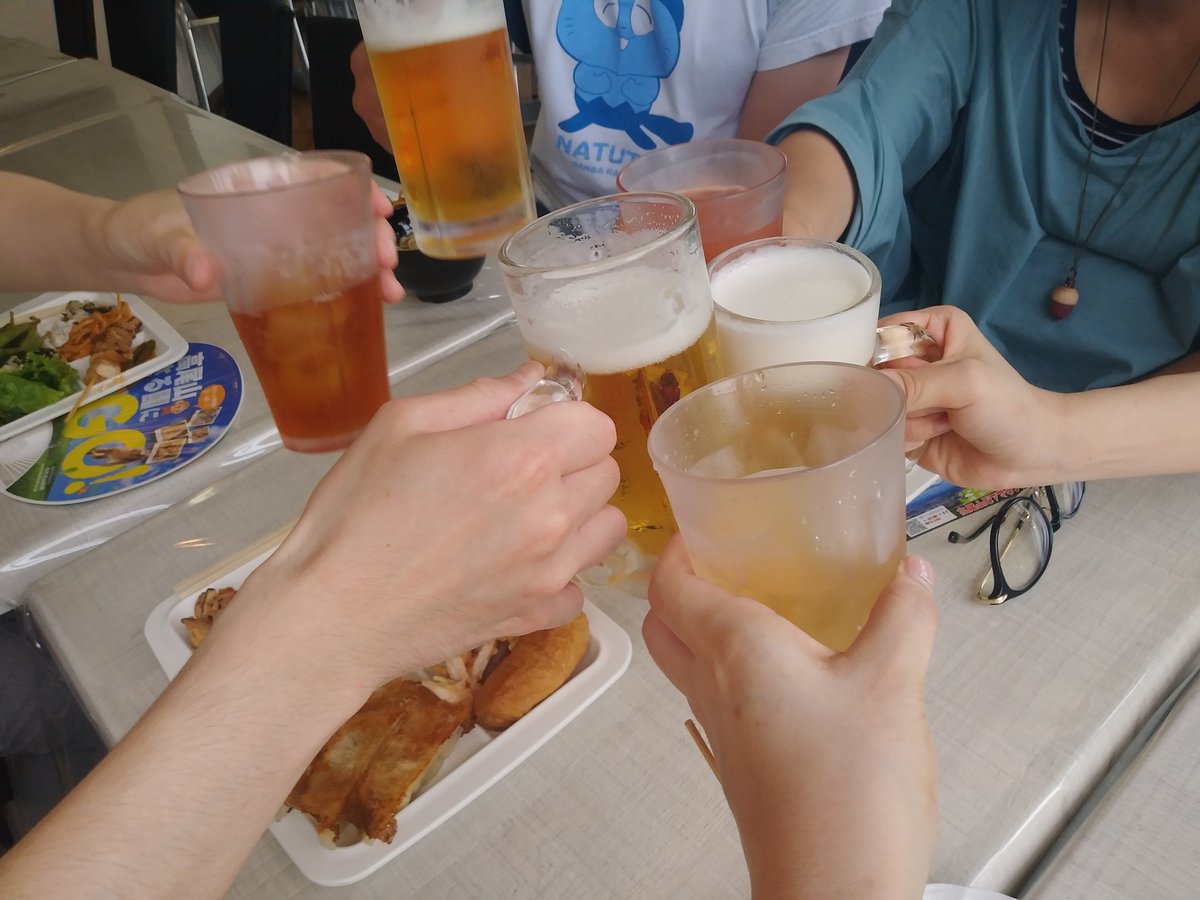 コルク七期で高尾山ビアガーデンにいってきたんだぜぃヽ( ・∀・)ﾉ✨✨✨✨ https://t.co/f0fHw96vX2