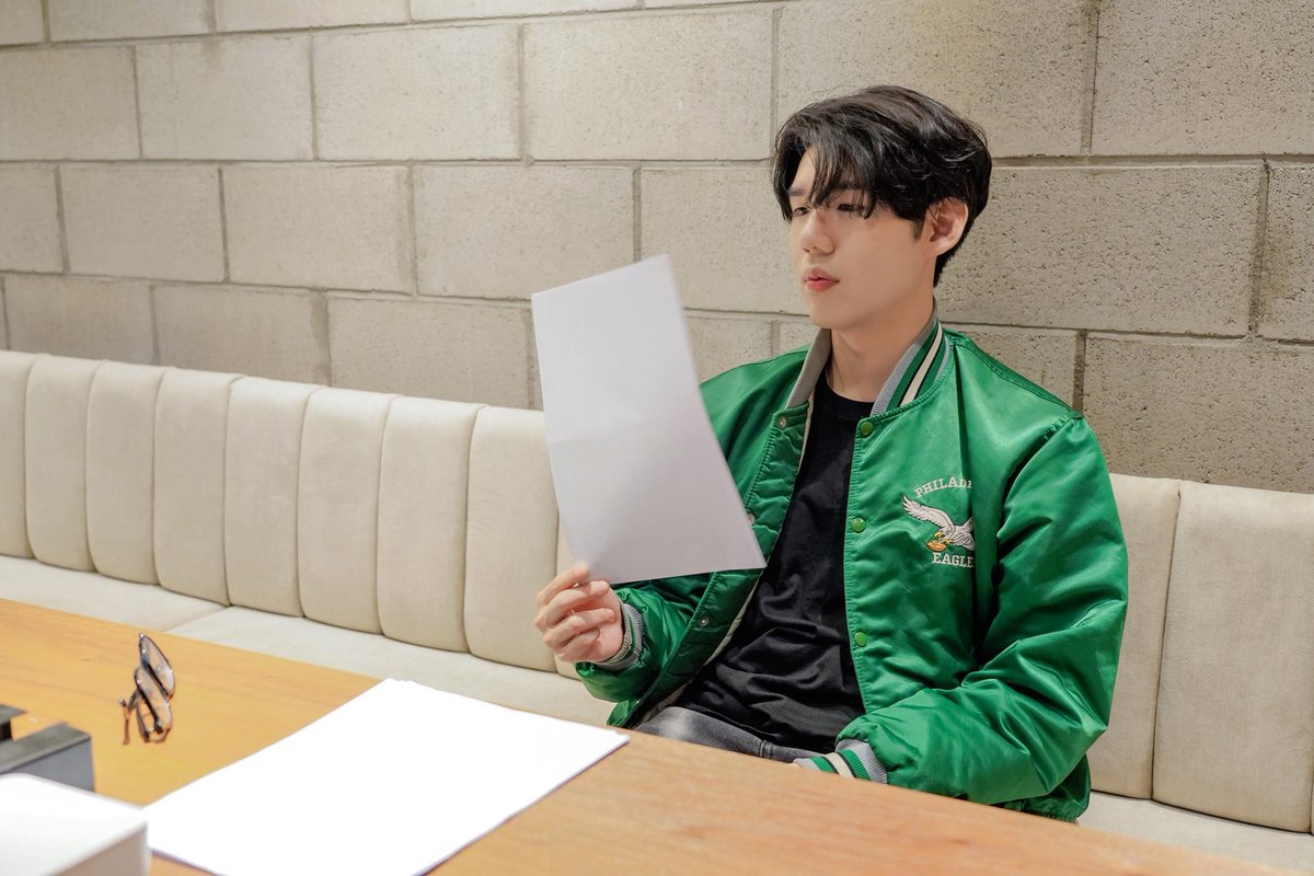 PLT_twt's tweet photo. JTBC <킹더랜드> OST Part.1
‘Gaho - Yellow Light’
2023.06.18 6PM(KST) Released

Recording Behind The Scenes

🎧 https://t.co/075g80vLK8

#가호 #Gaho
#KingtheLand #OST #YellowLight #이준호 #임윤아
#PlanetariumRecords #PLT https://t.co/h34WV8K7jI